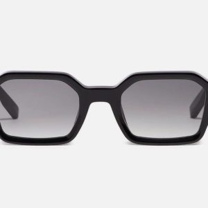 JOHN DALIA P09 C600